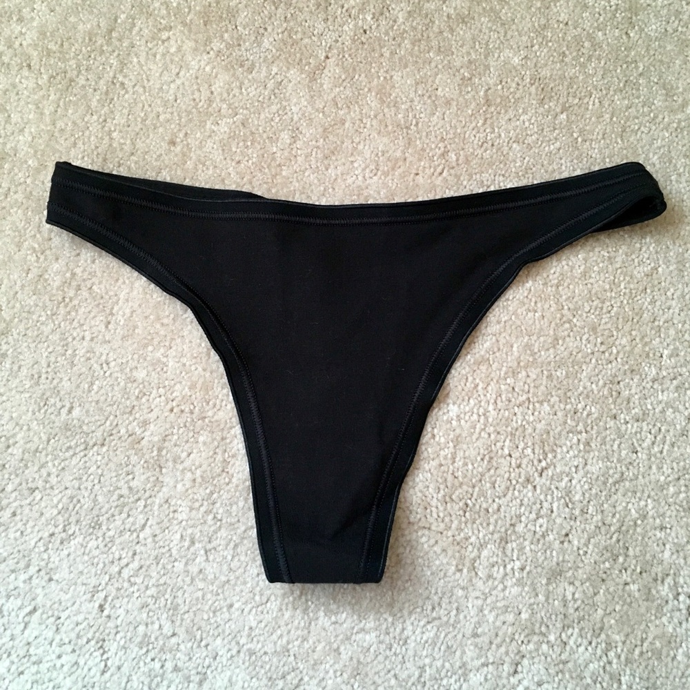 NWT Gap Stretch Cotton Thong